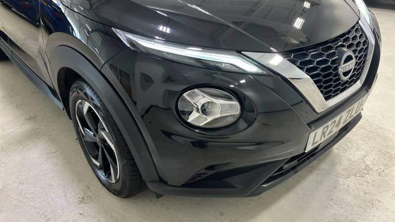 Nissan Juke 1.0 DiG-T 114 N-Connecta 5dr Petrol Hatchback